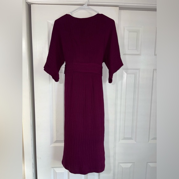 EUC - Closet London Elegant Plum Colored Ribbed Pencil Midi Dress - Picture 5 of 10